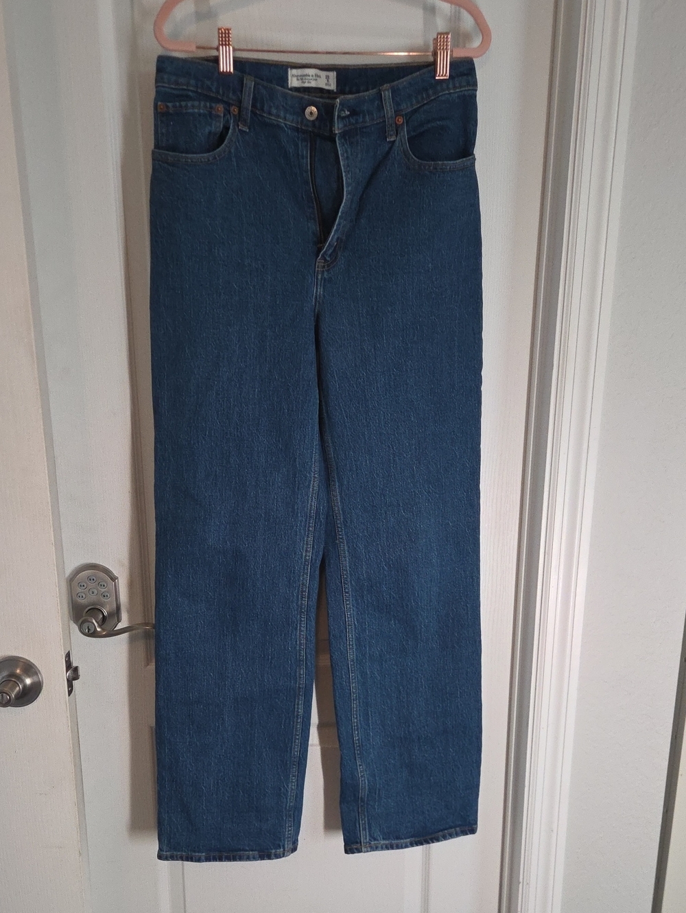 Abercrombie & Fitch Women's Straight-Leg Jeans in Dark Blue Long